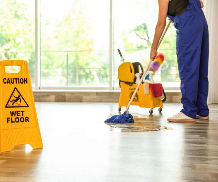 Maintien au propre des différents lieux de travail